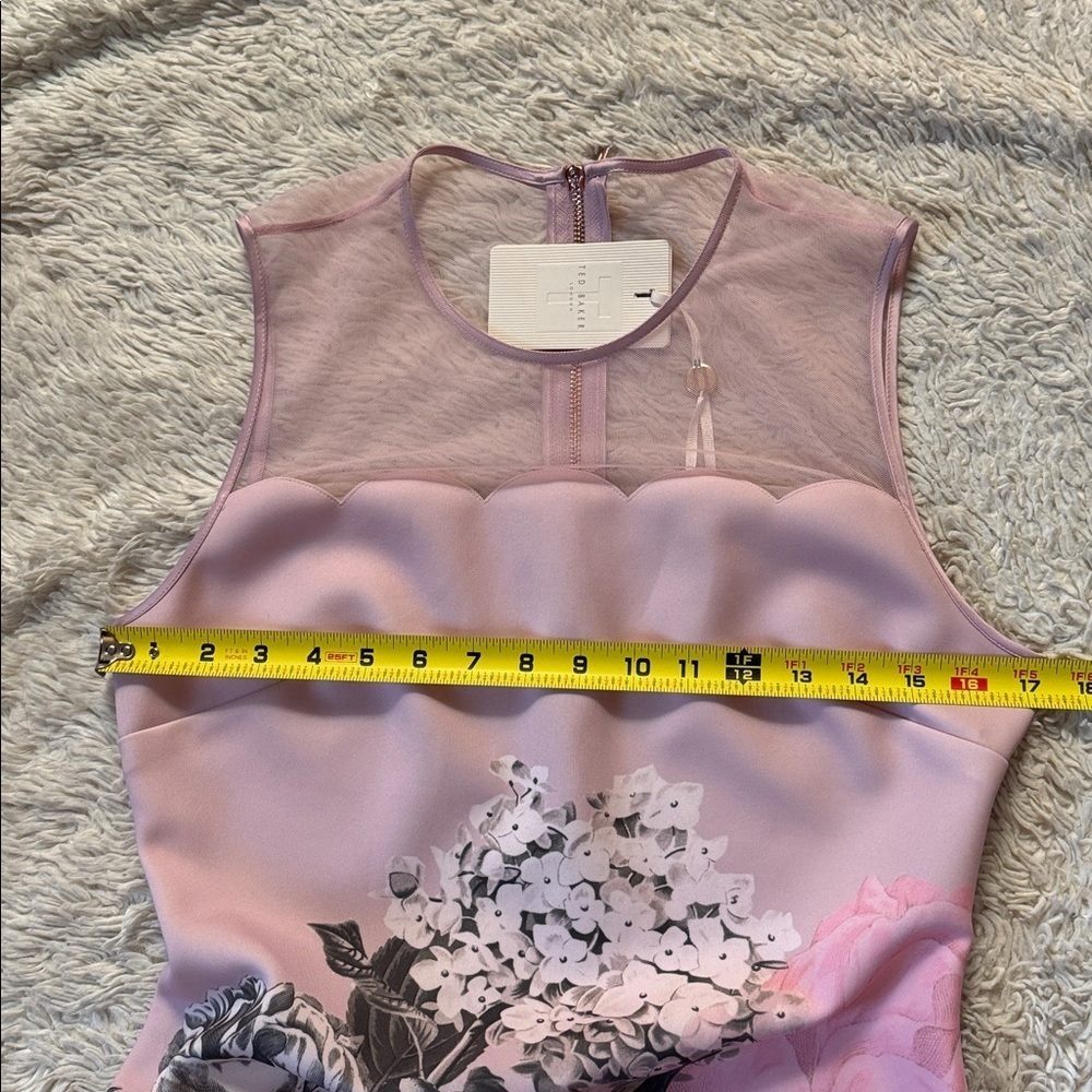 NWT TED BAKER  Arionah Palace Gardens Scallop Dusty Pink dress size 3, size US 8 - Picture 7 of 16